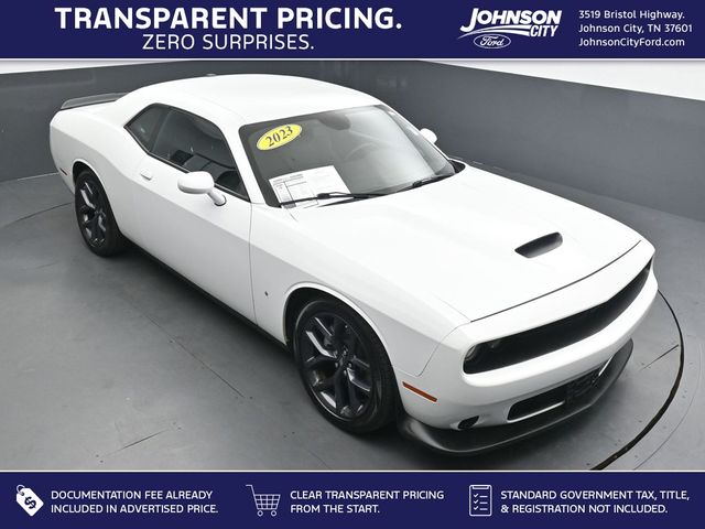White Knuckle Clearcoat 2023 Dodge Challenger Coupe Rear-Wheel Drive 6-Speed Manual