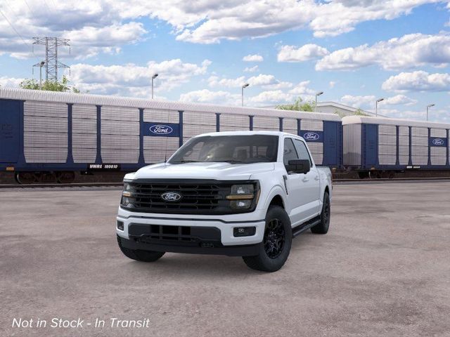 New 2026 Oxford White Ford XLT image 2