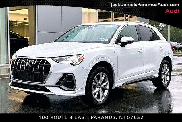 Glacier White Metallic 2023 Audi Q3 SUV / Crossover All-Wheel Drive 8-Speed Automatic