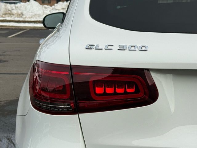 2022 Mercedes-Benz GLC