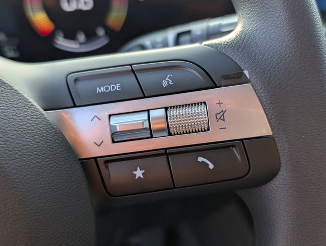 New 2026 Gray Hyundai SE image 15