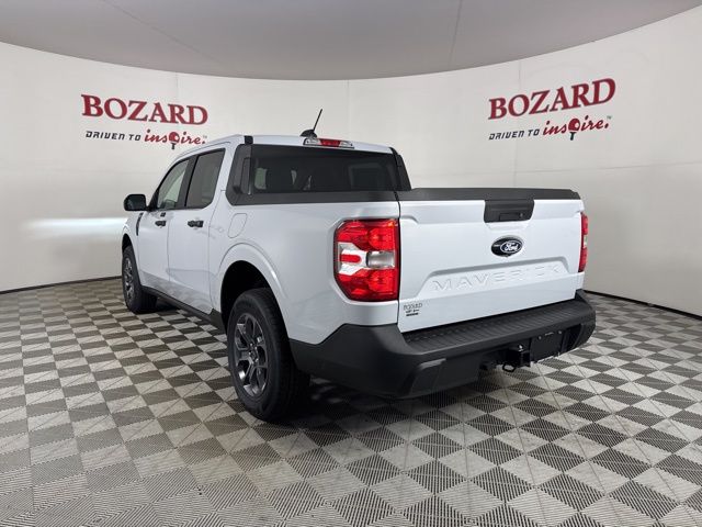 2025 Space White Metallic Ford Maverick XLT FWD Truck