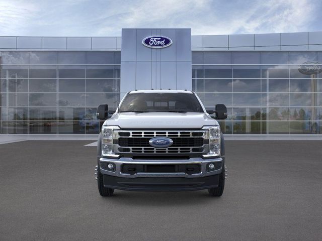 New 2026 Oxford White Ford F-450® XL image 6