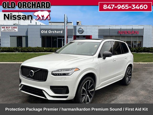 Crystal White Metallic 2023 Volvo XC90 Recharge T8 Plus Dark Theme eAWD SUV / Crossover All-Wheel Drive Automatic