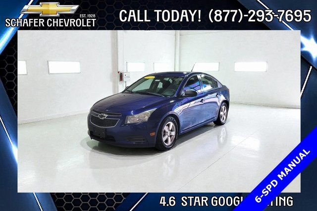 2013 Chevrolet Cruze LS Sedan FWD