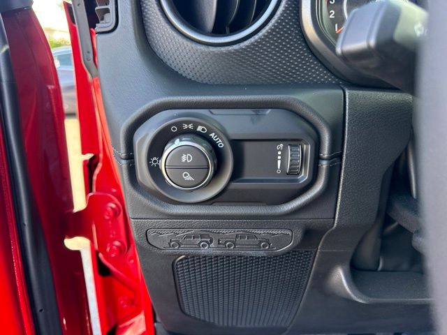 Used 2026 Jeep Gladiator Truck