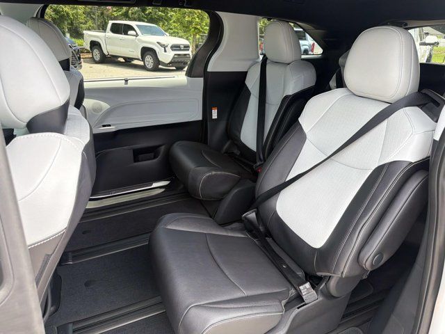 New 2026 Toyota Sienna Van