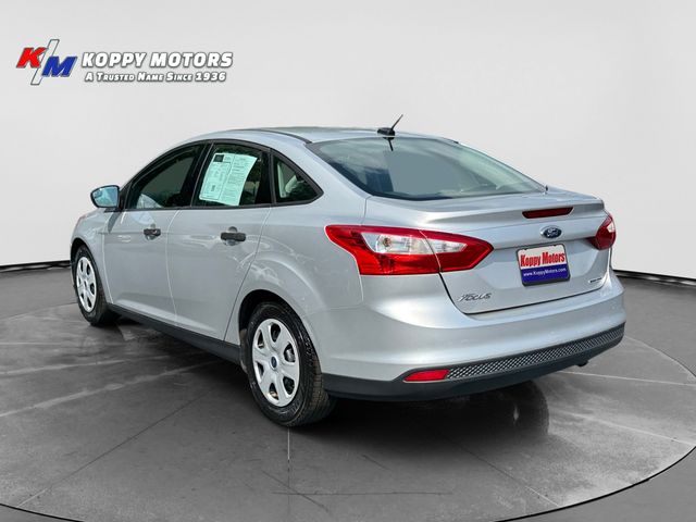 2014 Ford Focus S - Ingot Silver exterior view 3
