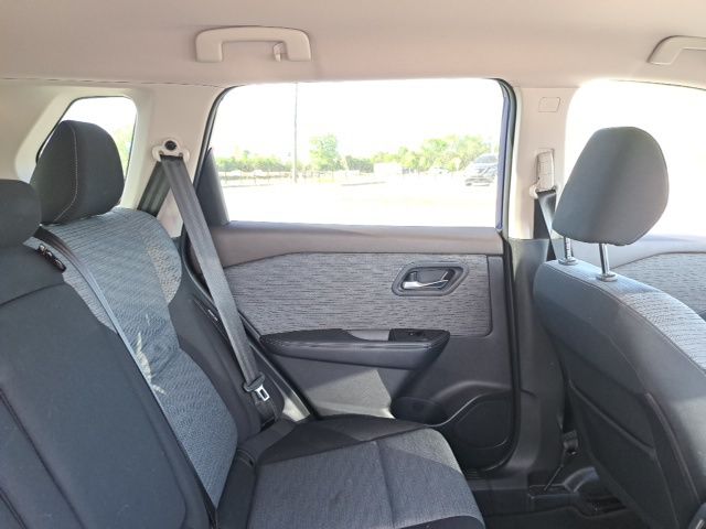 Used 2021 Blue Nissan SV image 6