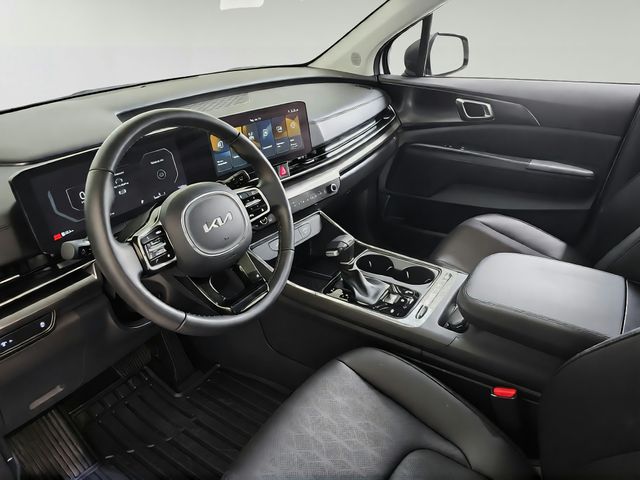 Used 2026 Kia Carnival Van
