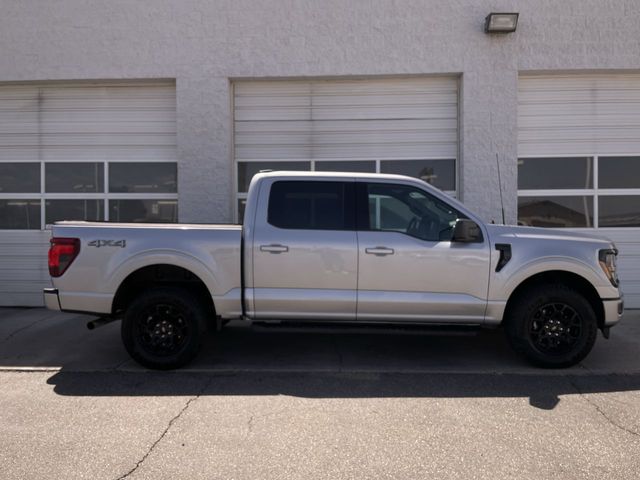 Iconic Silver Metallic 2025 Ford F-150 XLT SuperCrew 4WD Pickup Truck Four-Wheel Drive Automatic