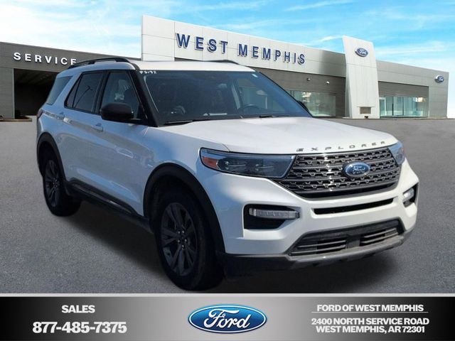 White Metallic 2023 Ford Explorer XLT AWD SUV / Crossover All-Wheel Drive Automatic