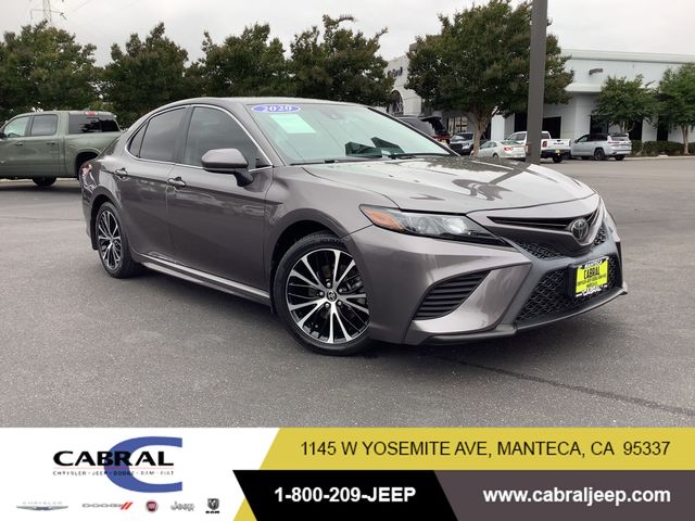 Predawn Gray Mica 2020 Toyota Camry Sedan Front-Wheel Drive 8-Speed Automatic