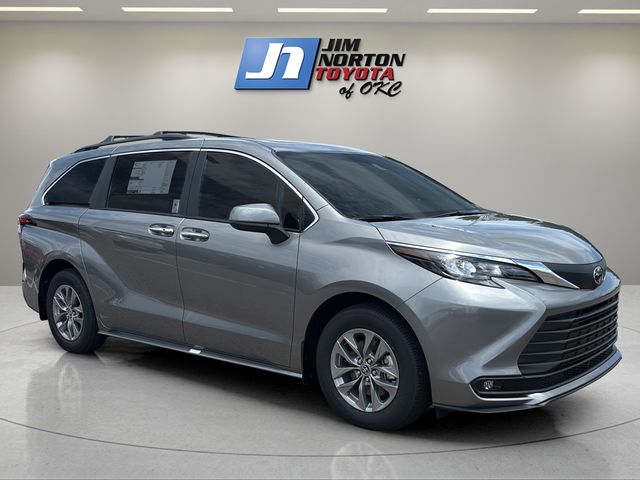 New 2026 Toyota Sienna Van