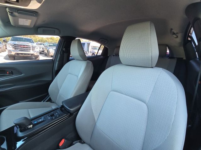 2024 Toyota Prius Limited:B01905