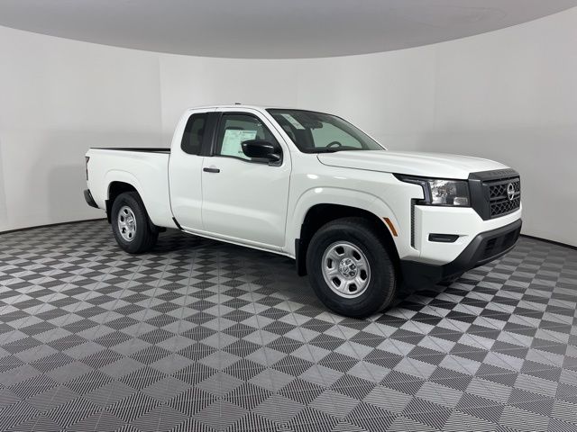 2024 Nissan Frontier S 2