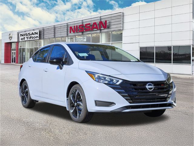 2025 Nissan Versa Sedan SR's photo
