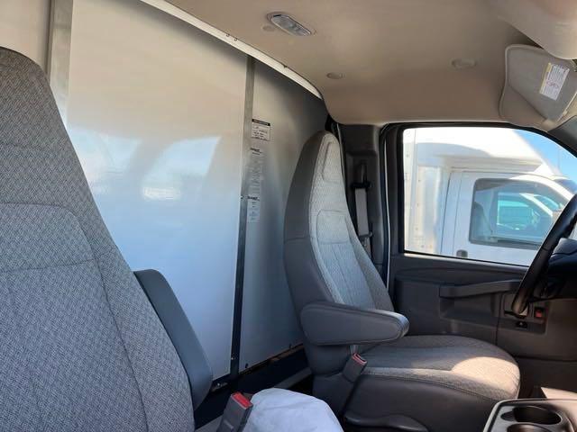 2023 GMC Savana 3500 Work Van 22