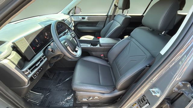 Used 2025 Gray Hyundai SEL image 18
