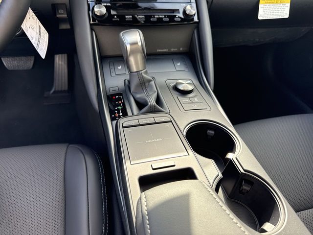 2025 Lexus LS - $44,988