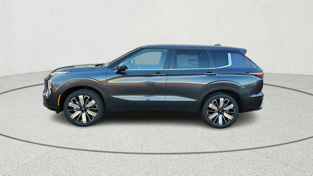 2025 Mitsubishi Outlander