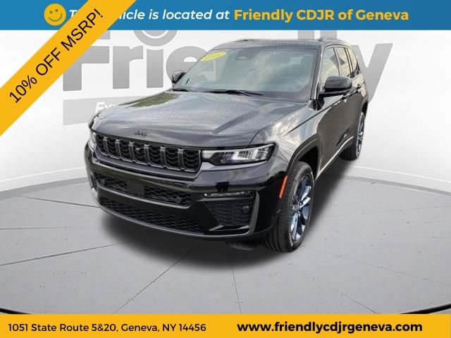 Diamond Black Crystal Pearlcoat 2026 Jeep Grand Cherokee SUV / Crossover Four-Wheel Drive 8-Speed Automatic