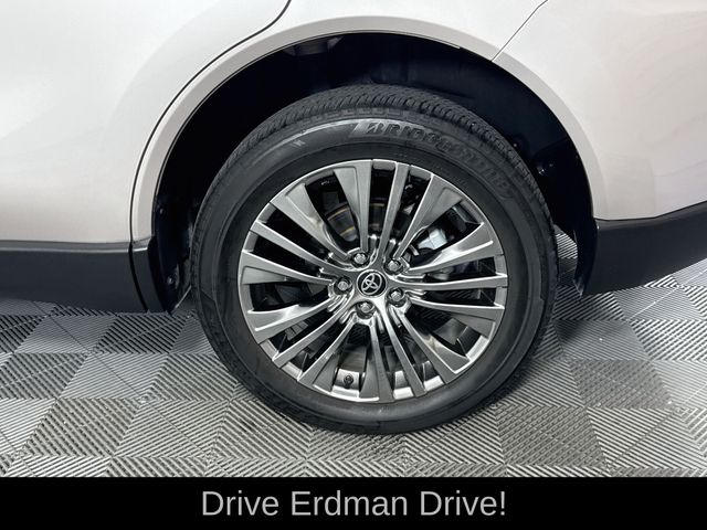 Used 2024 Toyota Venza SUV