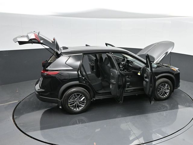 2025 Nissan Rogue S 40