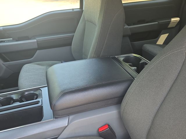 Used 2023 White Ford XLT image 21