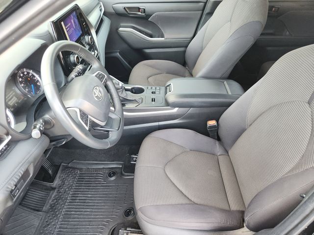 Used 2024 Toyota Highlander Hybrid SUV