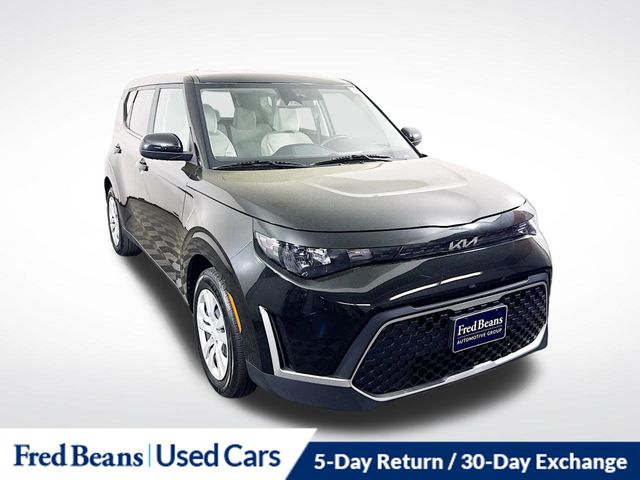 Fusion Black 2023 Kia Soul SUV / Crossover Front-Wheel Drive Continuously Variable Transmission