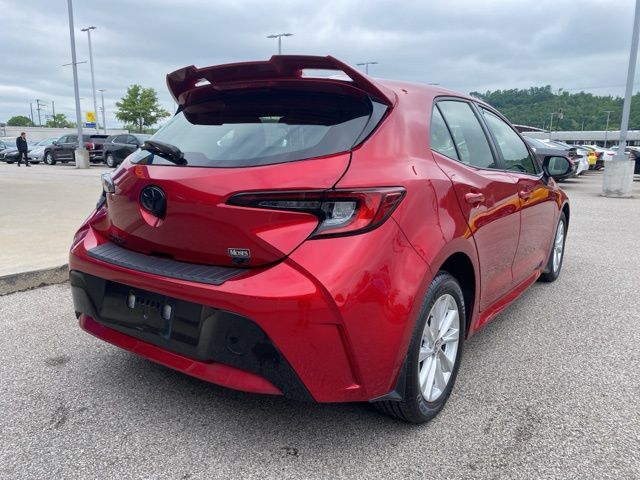 2023 Toyota Corolla Hatchback SE photo