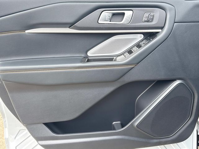 New 2026 White Ford Tremor image 21
