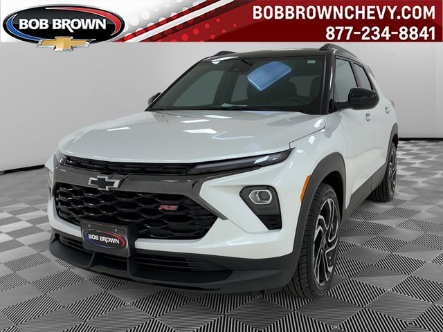 White (Iridescent Pearl Tricoat) 2024 Chevrolet Trailblazer SUV / Crossover Front-Wheel Drive Continuously Variable Transmission