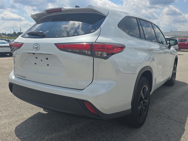 Photo of 2022 Toyota Highlander L in Dallas, GA - 5,  2022 Toyota Highlander L:B01818