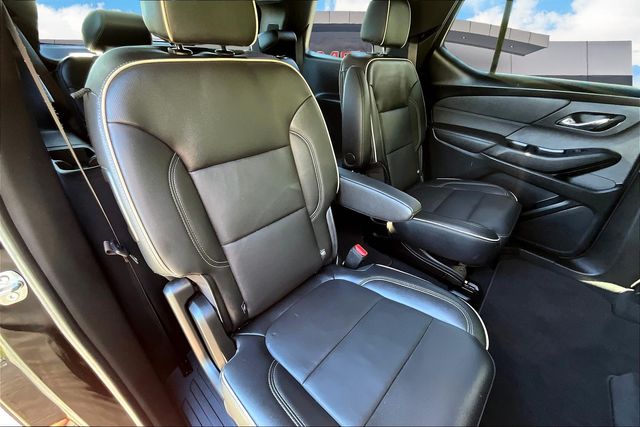 2022 Chevrolet Traverse Premier photo