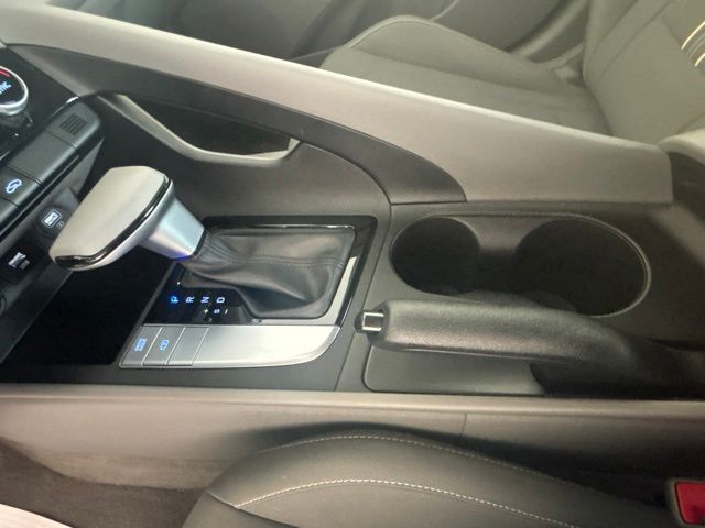 Used 2023 Hyundai Elantra Sedan