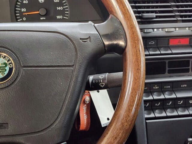 1994 Alfa Romeo 164 thumbnail 26