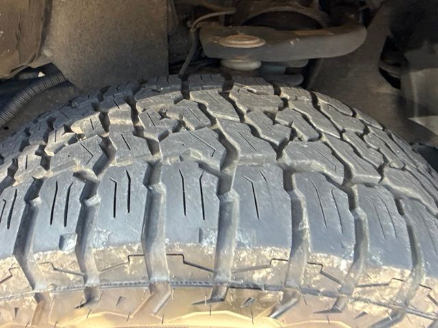 Used 2017 Gray Toyota SR5 image 4