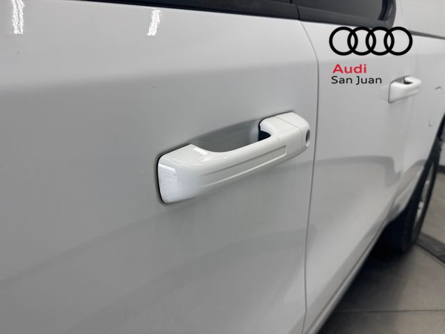 Used 2022 White Ram Big Horn/Lone Star image 10