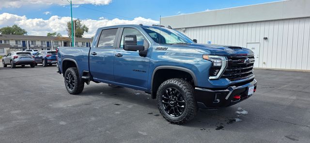 Lakeshore Blue Metallic 2026 Chevrolet Silverado 3500HD Pickup Truck Four-Wheel Drive Automatic