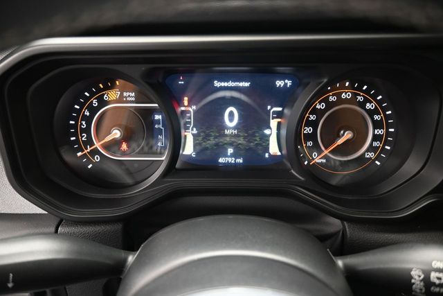 Used 2025 Jeep Wrangler SUV