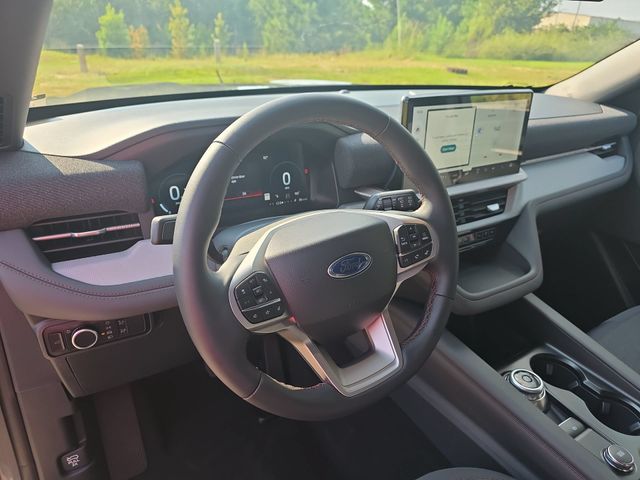 New 2027 Gray Ford 4DR RWD ACTIVE image 18