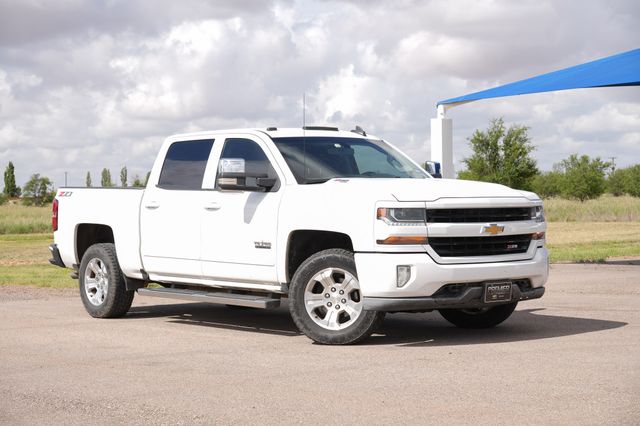 Summit White 2018 Chevrolet Silverado 1500 Pickup Truck Four-Wheel Drive 6-Speed Automatic Overdrive