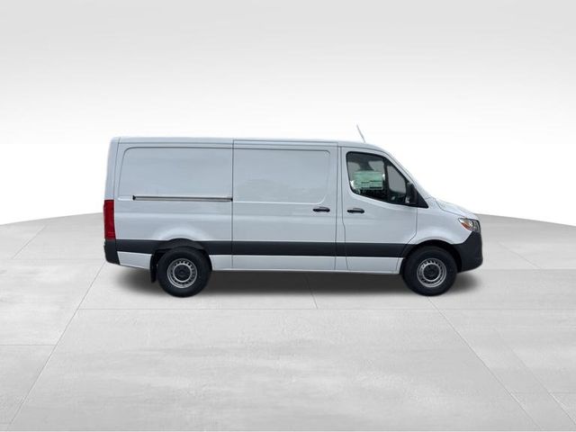 2025 Mercedes-Benz Sprinter 2500 Cargo 144 WB photo