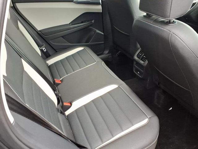 2025 Volkswagen Taos