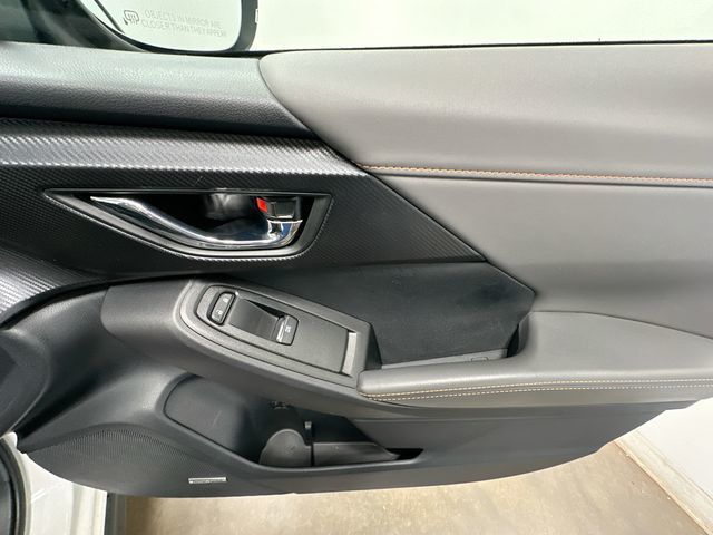 2024 Subaru Crosstrek Limited White at South Hills Kia