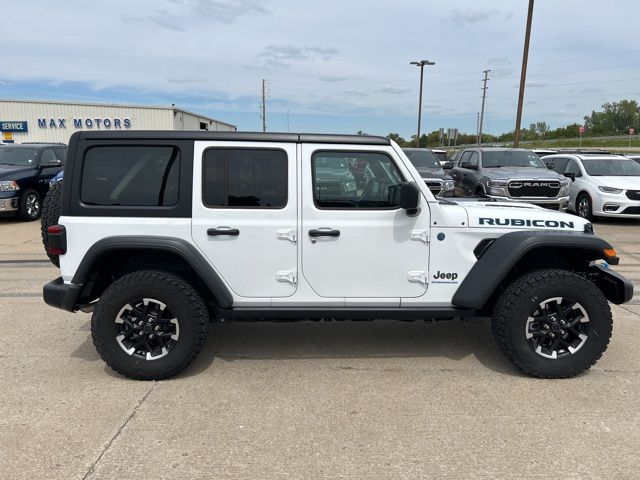 2024 Jeep Wrangler Rubicon 4xe 16