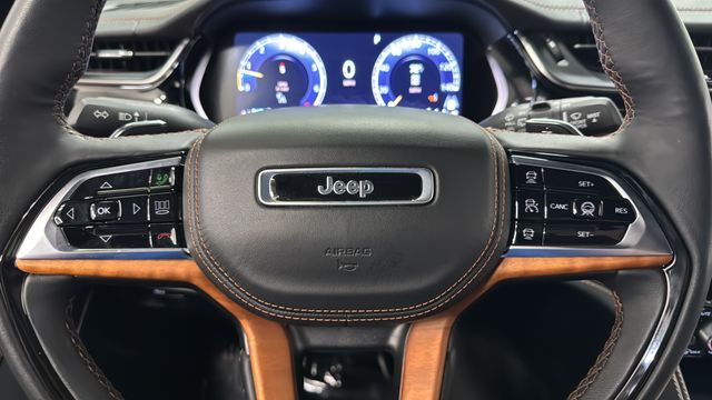 Used 2024 Silver Zynith Jeep Summit Reserve image 16