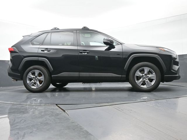 2022 Toyota RAV4 XLE 41